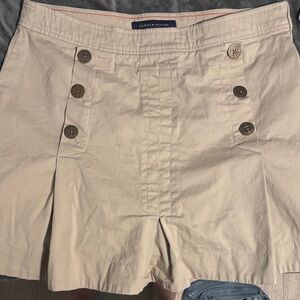 Tommy Hilfiger Women's Tan Cargo Shorts